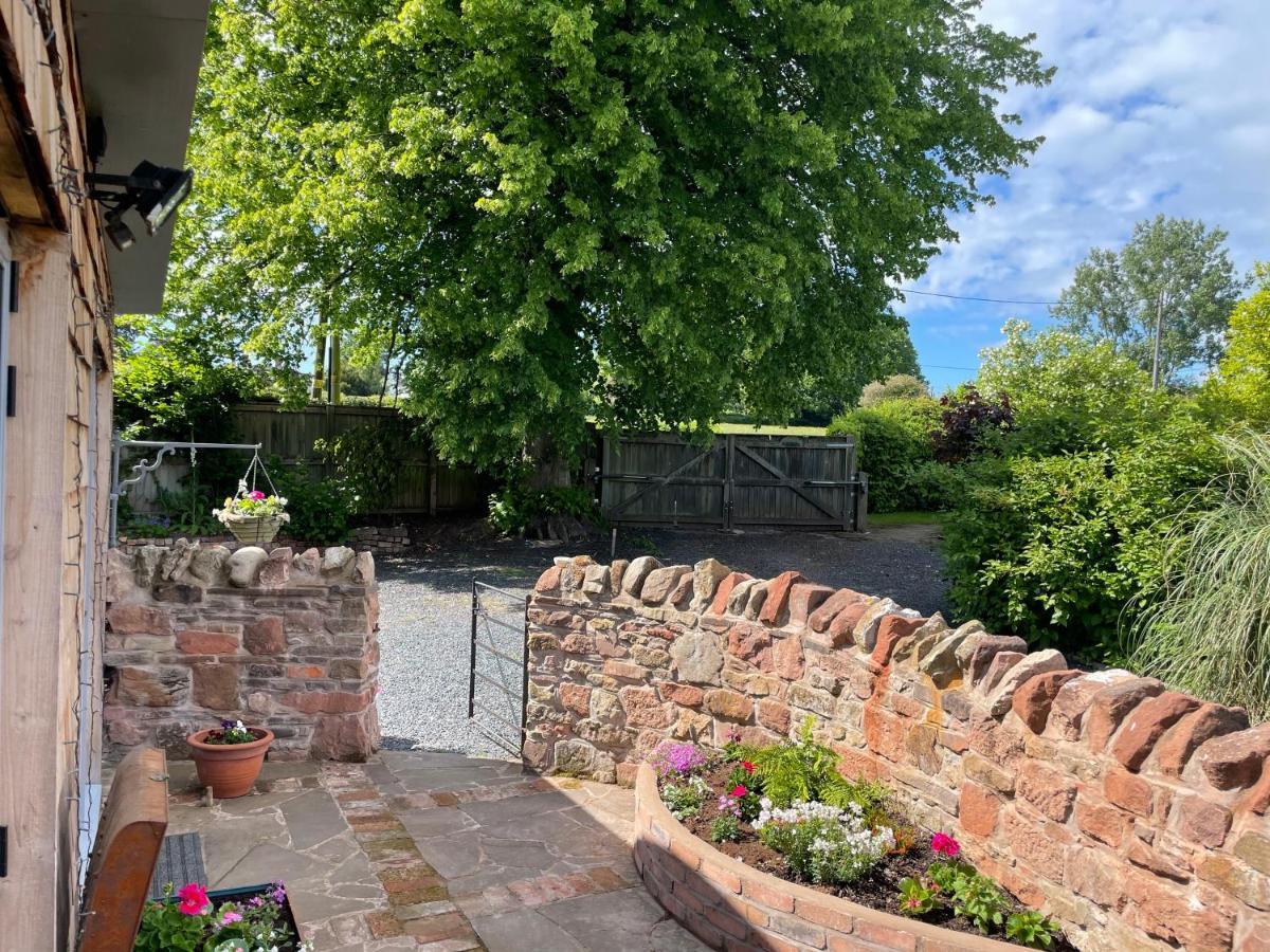 Pine Tree Lodge, Bridgnorth Exterior foto
